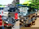 Used 2018 Chevrolet Suburban LT image 3