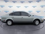 Used 2005 Volkswagen Passat GL image 3
