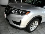Used 2019 Nissan Rogue SV image 6