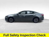 Used 2023 Nissan Altima 2.5 SV image 3