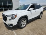 Used 2024 GMC Terrain SLE w/ Driver Convenience Package image 2