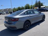 Used 2023 Volkswagen Jetta SE image 5