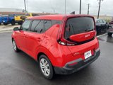 Used 2022 Kia Soul LX image 4