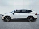 Used 2020 Volkswagen Tiguan SE w/ Panoramic Sunroof Package image 2
