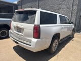 Used 2018 Chevrolet Suburban LT image 3