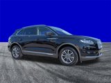 Used 2022 Lincoln Nautilus Reserve image 2