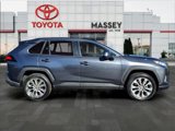 Used 2021 Toyota RAV4 XLE Premium image 2