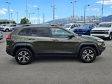 Used 2015 Jeep Cherokee Trailhawk w/ Comfort/Convenience Group image 2