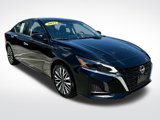 Used 2023 Nissan Altima 2.5 SV image 2