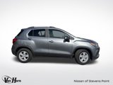Used 2020 Chevrolet Trax LT w/ LT Convenience Package image 2