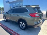 Used 2023 Subaru Ascent Premium w/ Convenience Package image 2