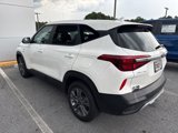 Used 2021 Kia Seltos LX image 2