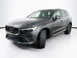 Used 2022 Volvo XC60 B5 Inscription image 2