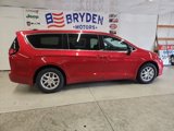 New 2025 Chrysler Pacifica Select image 2