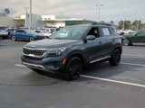 Used 2022 Kia Seltos Nightfall Edition image 5