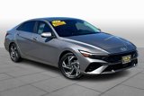 Used 2024 Hyundai Elantra Limited image 2