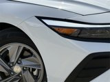 New 2025 Hyundai Elantra SE image 3