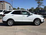 Used 2023 Chevrolet Equinox LT w/ Driver Convenience Package image 2