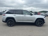 New 2025 Jeep Grand Cherokee Altitude image 2