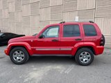 Used 2005 Jeep Liberty Limited image 2