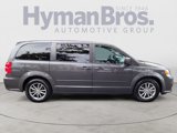 Used 2016 Dodge Grand Caravan SE image 2