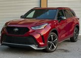 Used 2021 Toyota Highlander XSE image 2