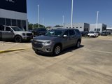 Used 2019 Chevrolet Traverse LT image 2