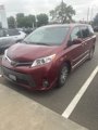 Used 2020 Toyota Sienna XLE image 2