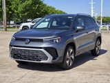 New 2025 Volkswagen Taos SE image 2