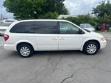 Used 2005 Chrysler Town & Country Touring image 6