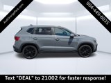 Used 2023 Volkswagen Taos SE image 2