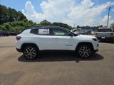 New 2025 Jeep Compass Limited image 2
