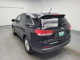 Used 2017 Kia Sorento LX image 5