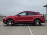Certified 2025 Porsche Macan image 2