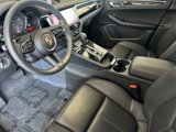 Certified 2025 Porsche Macan image 4