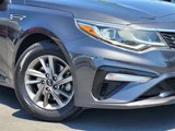 Used 2020 Kia Optima LX image 4