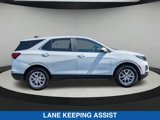 Used 2023 Chevrolet Equinox LT image 2