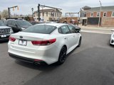 Used 2018 Kia Optima LX w/ 17" Alloy Wheels Package image 5