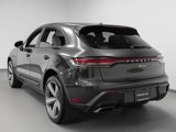 Certified 2025 Porsche Macan image 3