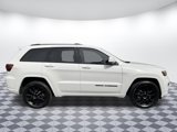 Used 2020 Jeep Grand Cherokee Altitude image 2