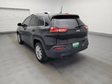 Used 2017 Jeep Cherokee Latitude image 5