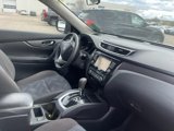 Used 2016 Nissan Rogue SV w/ SV Premium Package image 2