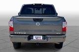 Used 2018 Nissan Titan SV w/ SV Convenience Package image 4