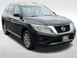Used 2016 Nissan Pathfinder S image 3