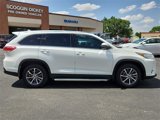 Used 2019 Toyota Highlander XLE image 5