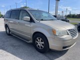 Used 2009 Chrysler Town & Country Touring image 3