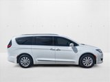 Used 2019 Chrysler Pacifica Touring-L w/ Advanced Safetytec Group image 4