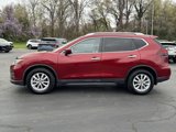 Used 2020 Nissan Rogue SV image 3