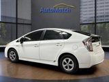 Used 2014 Toyota Prius Five image 6