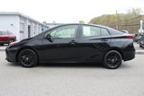 Used 2022 Toyota Prius LE image 2
